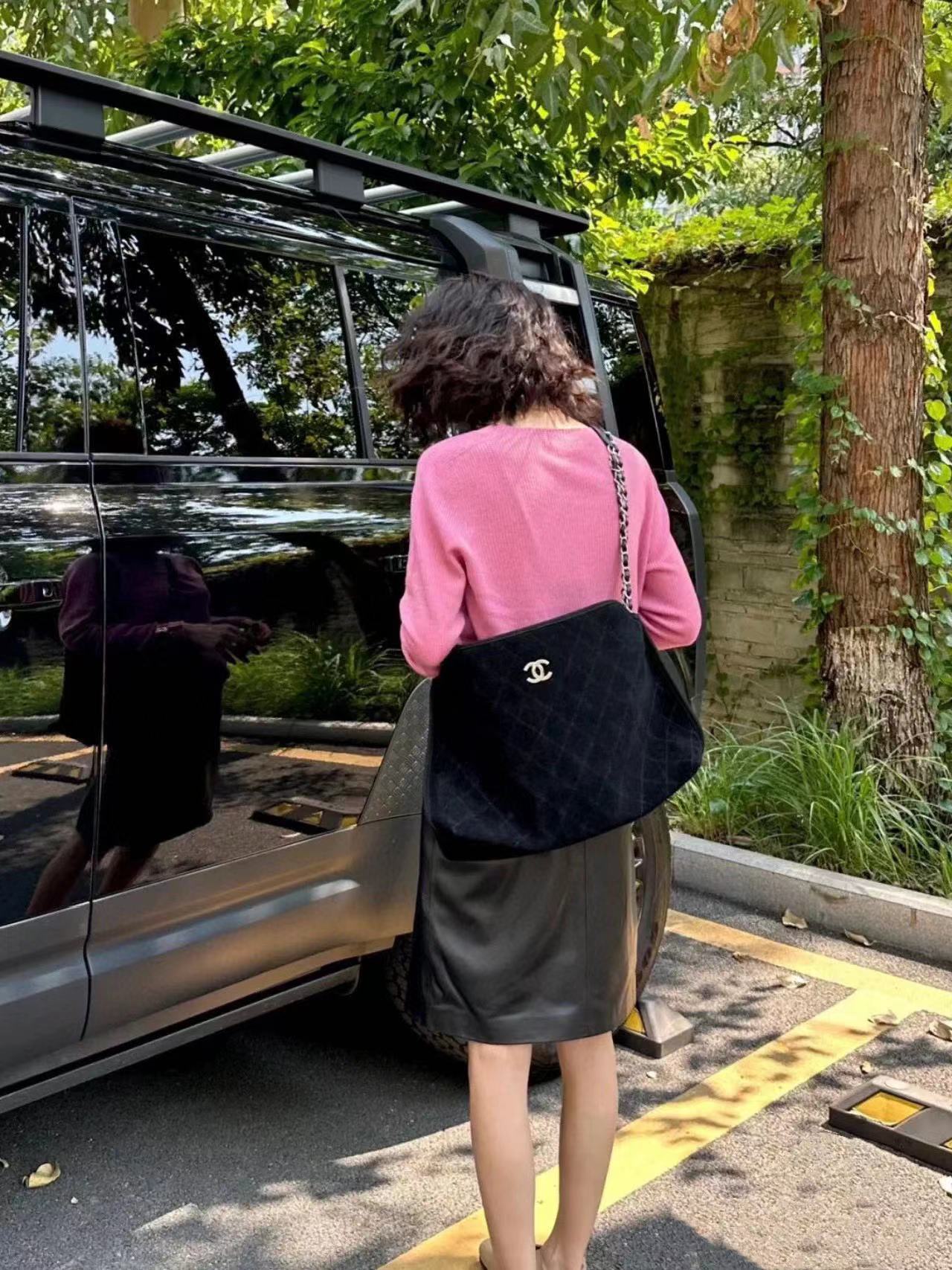 CHANE1 ヌバックレザー チェーン ショッピングバッグ【50％割引+送料無料】