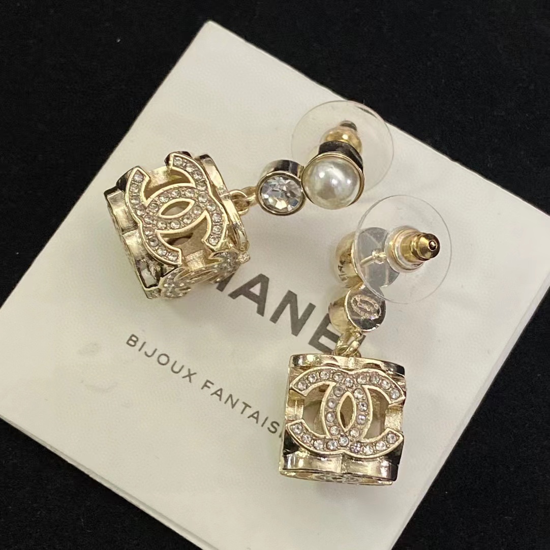 CHANE1 フルダイヤモンドダイスピアス【50％割引+送料無料】