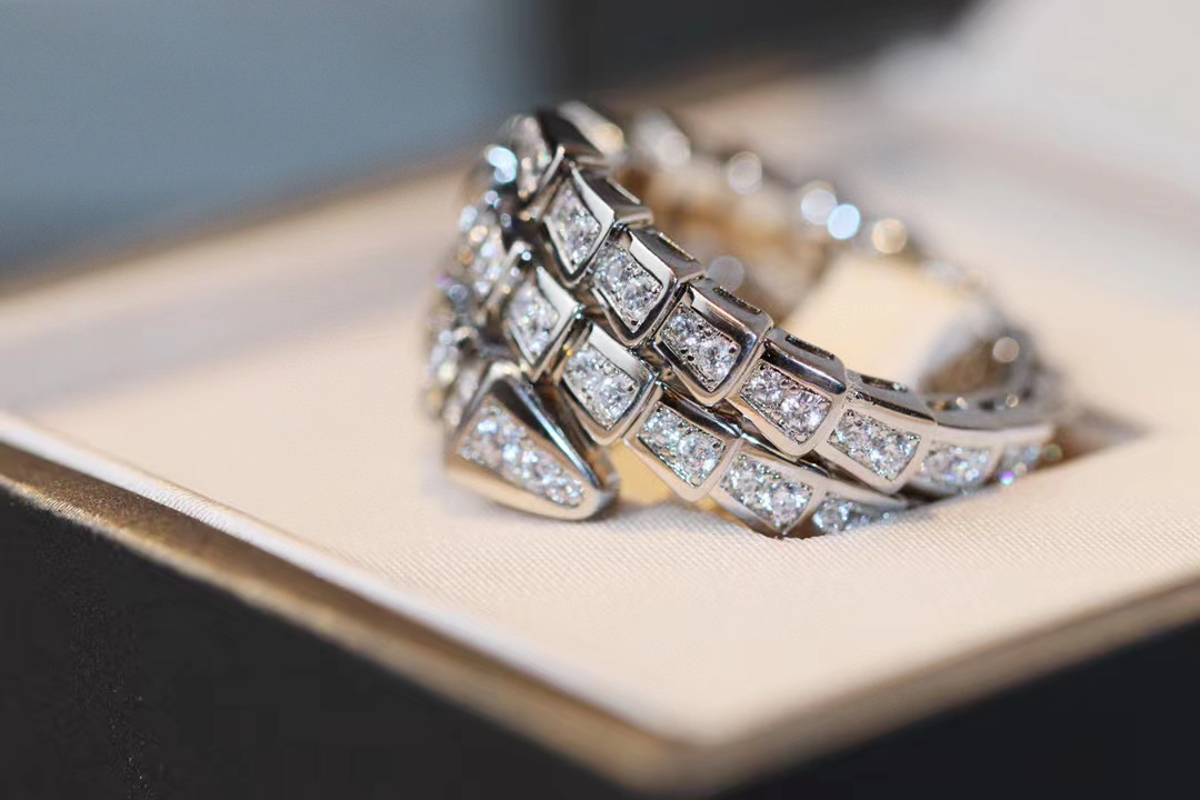 BVLGAR1 スリーサークル ダイヤモンド リング【50％割引+送料無料】