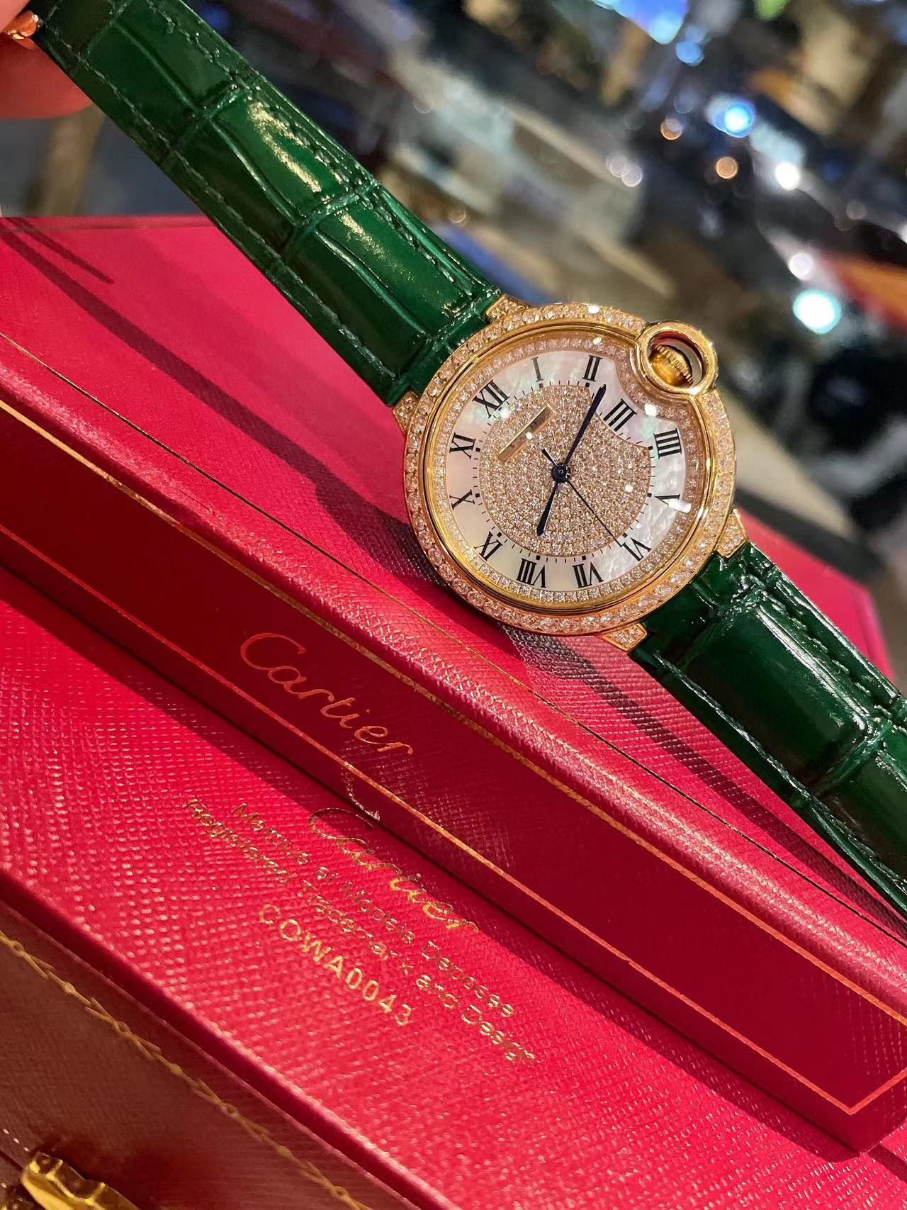 CART1ER 魚眼ガラス ダイヤモンド レディース 腕時計【50％割引+送料無料】