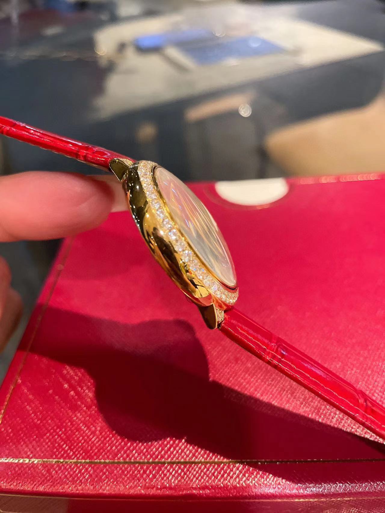 CART1ER 魚眼ガラス ダイヤモンド レディース 腕時計【50％割引+送料無料】