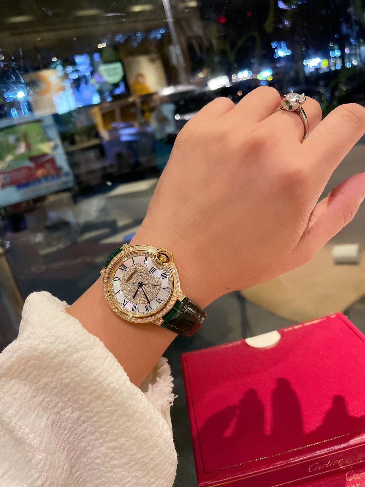 CART1ER 魚眼ガラス ダイヤモンド レディース 腕時計【50％割引+送料無料】