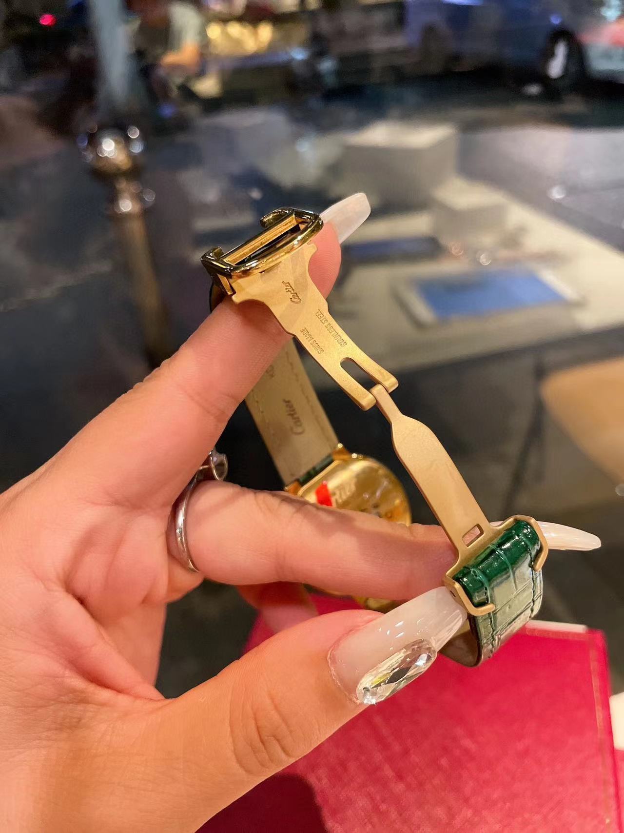 CART1ER 魚眼ガラス ダイヤモンド レディース 腕時計【50％割引+送料無料】