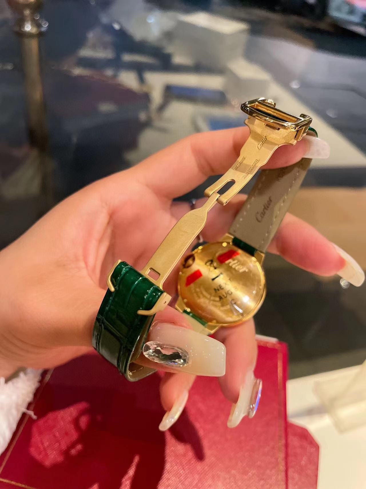 CART1ER 魚眼ガラス ダイヤモンド レディース 腕時計【50％割引+送料無料】