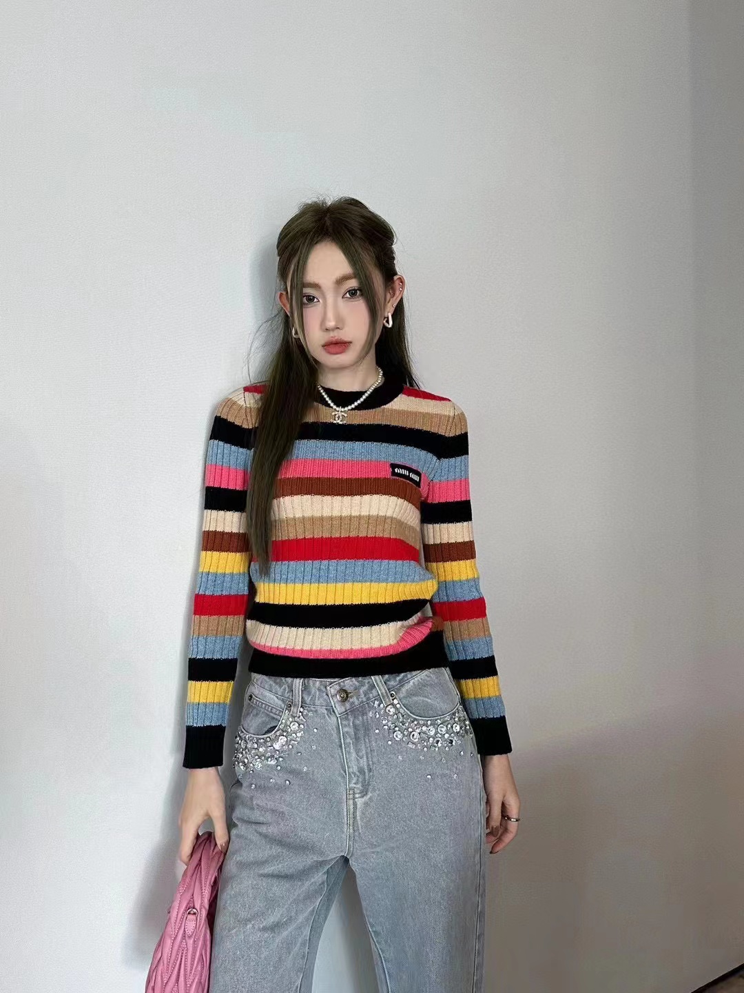M1UM1U レインボーストライプニットトップ【50％割引+送料無料】