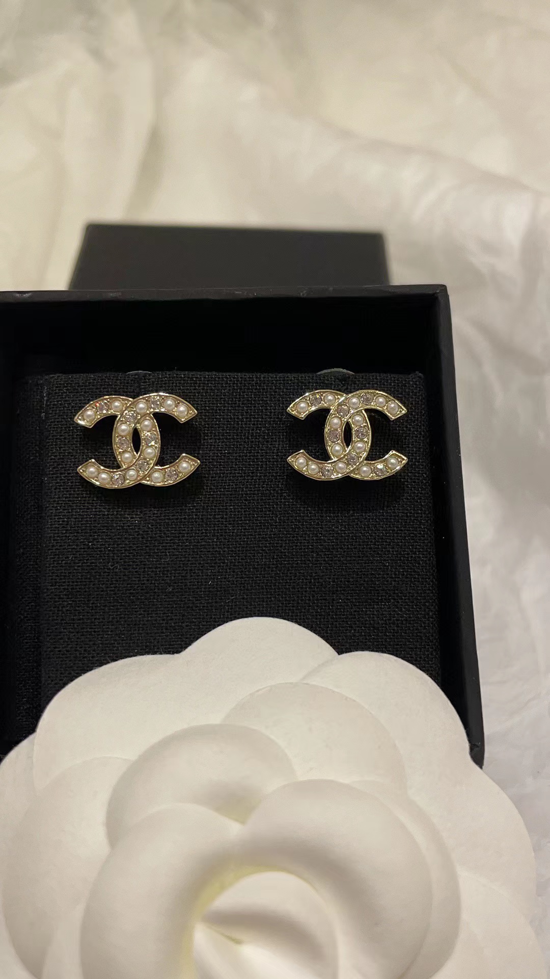 CHANE1 23B ホローハート ダブルC スタッドピアス【50％割引+送料無料】