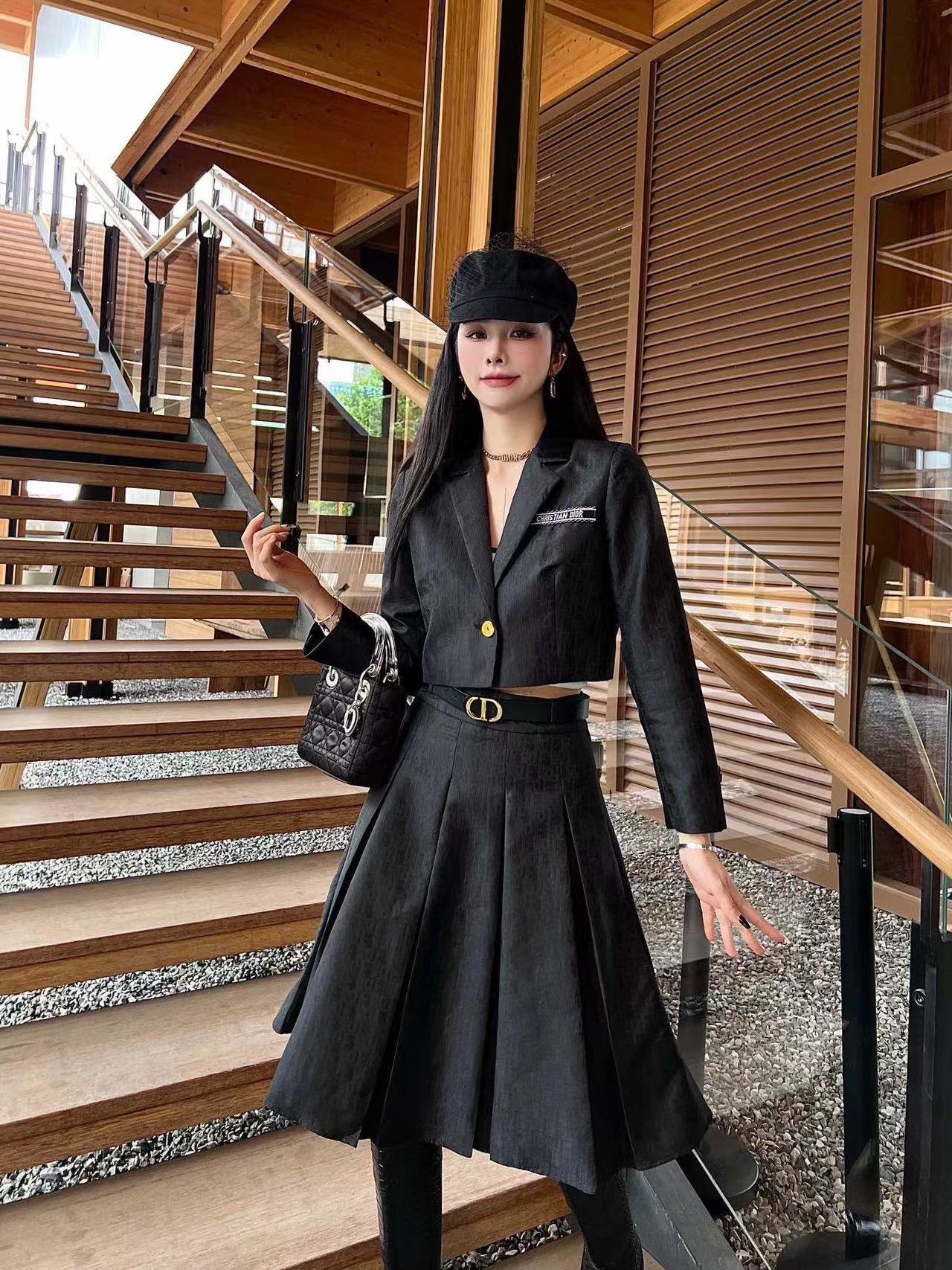 DI0R ショートジャケット+スカート 2点セット【50％割引+送料無料】