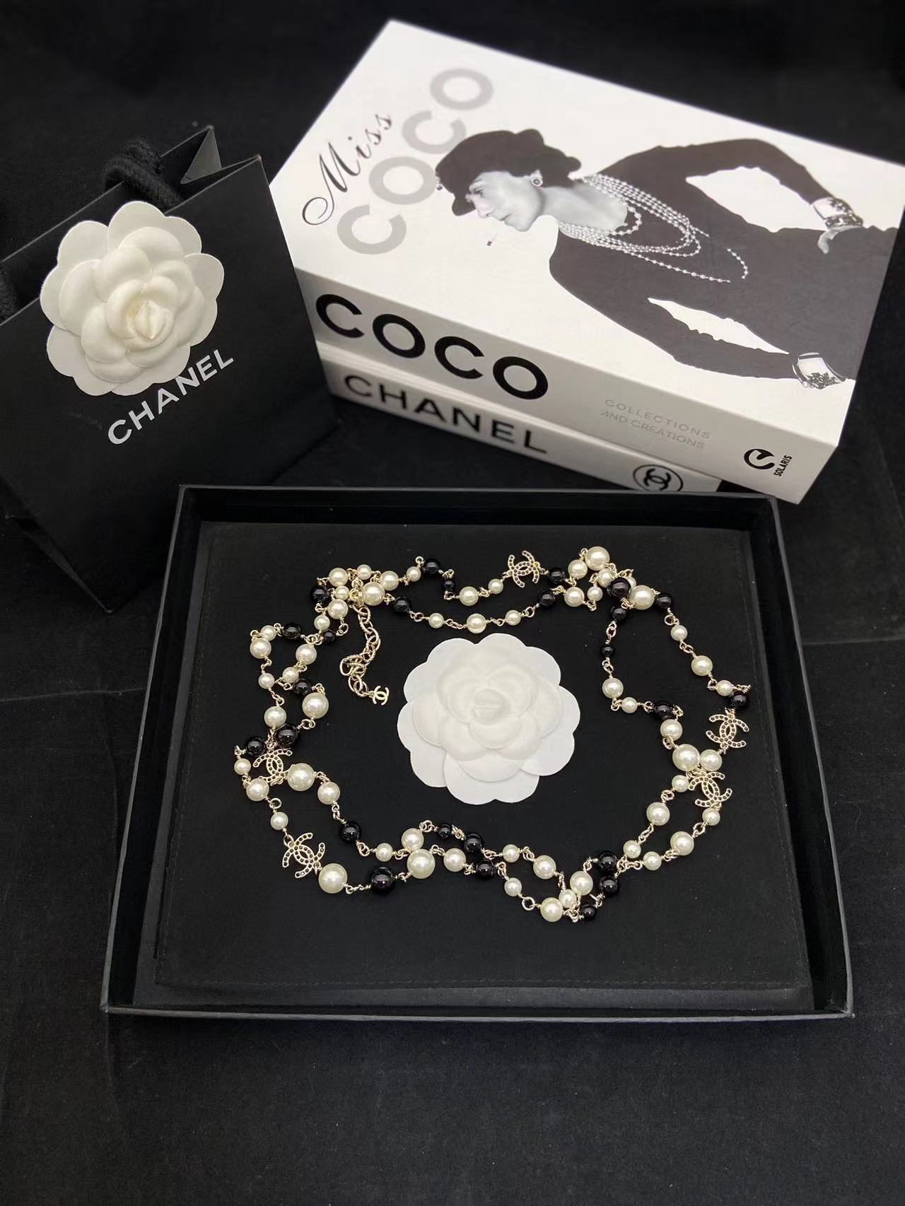 CHANE1 ダブル C 白黒パール セーター チェーン【50％割引+送料無料】