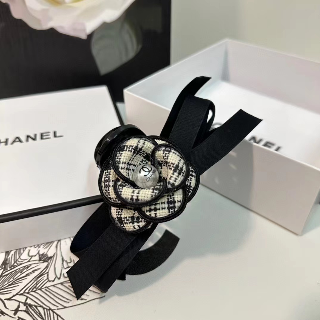 CHANE1 カメリア ヘアクリップ【50％割引+送料無料】