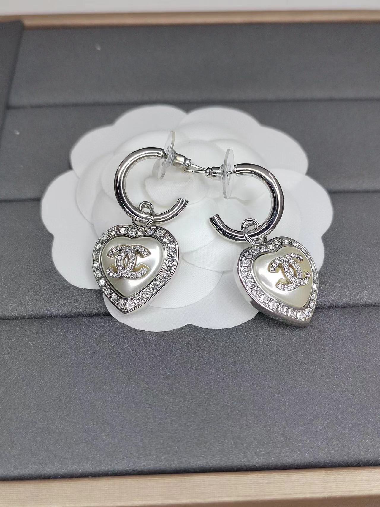 CHANE1 ハートセット ダイヤモンド イヤリング【50％割引+送料無料】