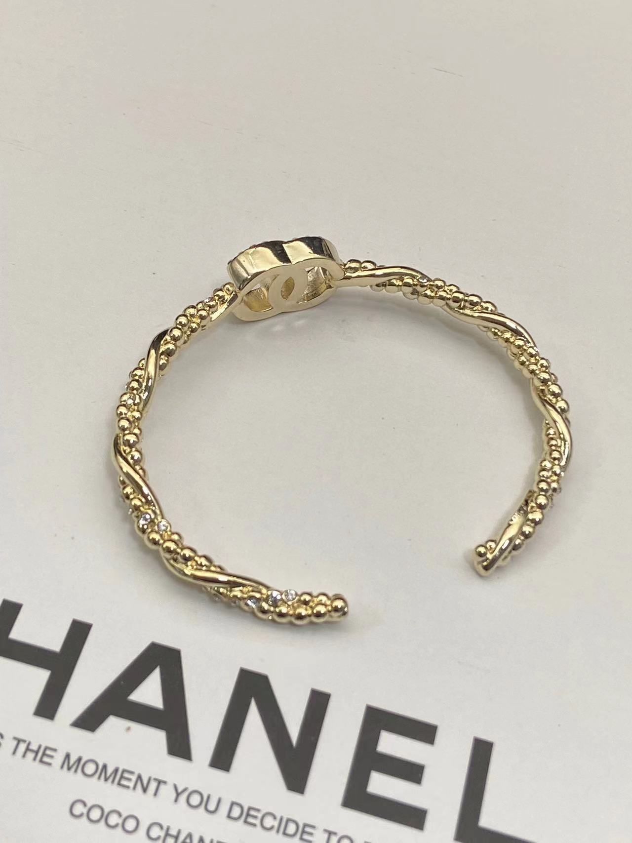 CHANE1 ダイヤモンド ダブルC ブレスレット【50％割引+送料無料】