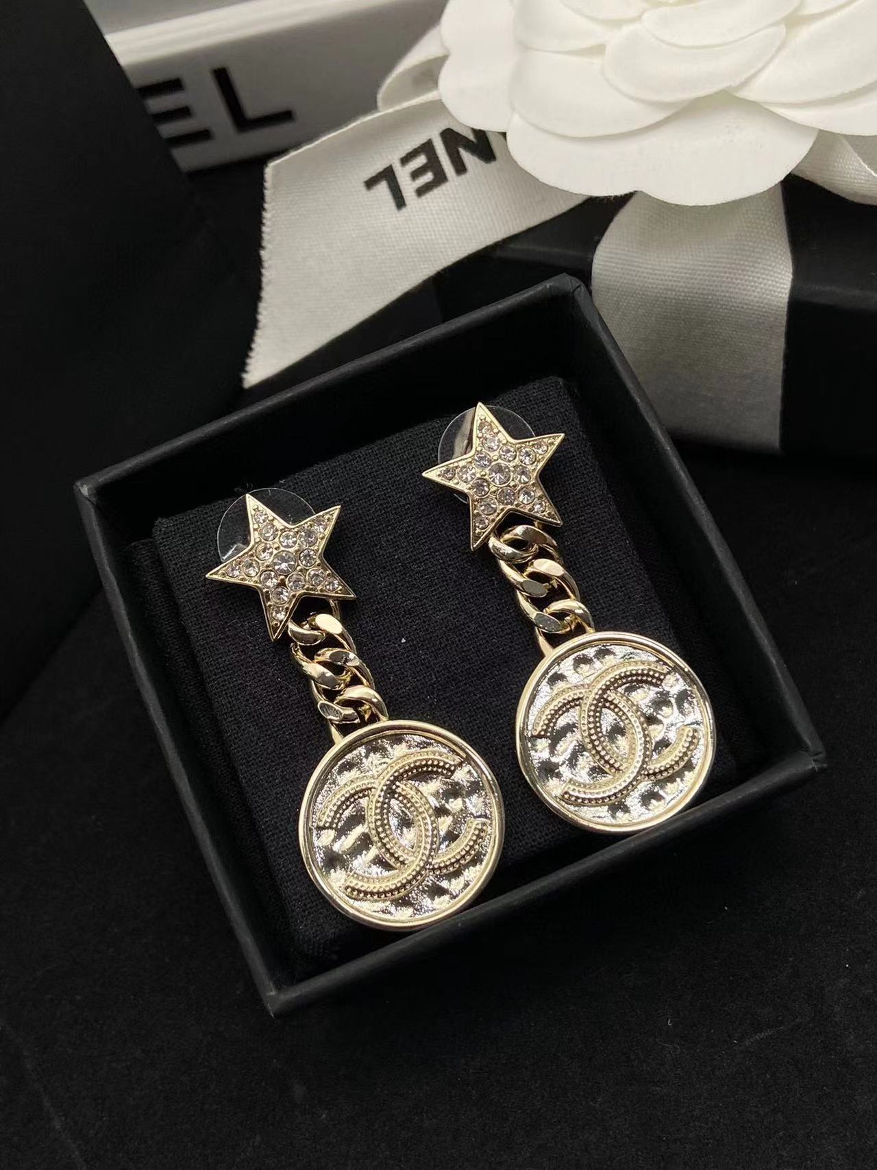 CHANE1 23b金貨五芒星ピアス【50％割引+送料無料】