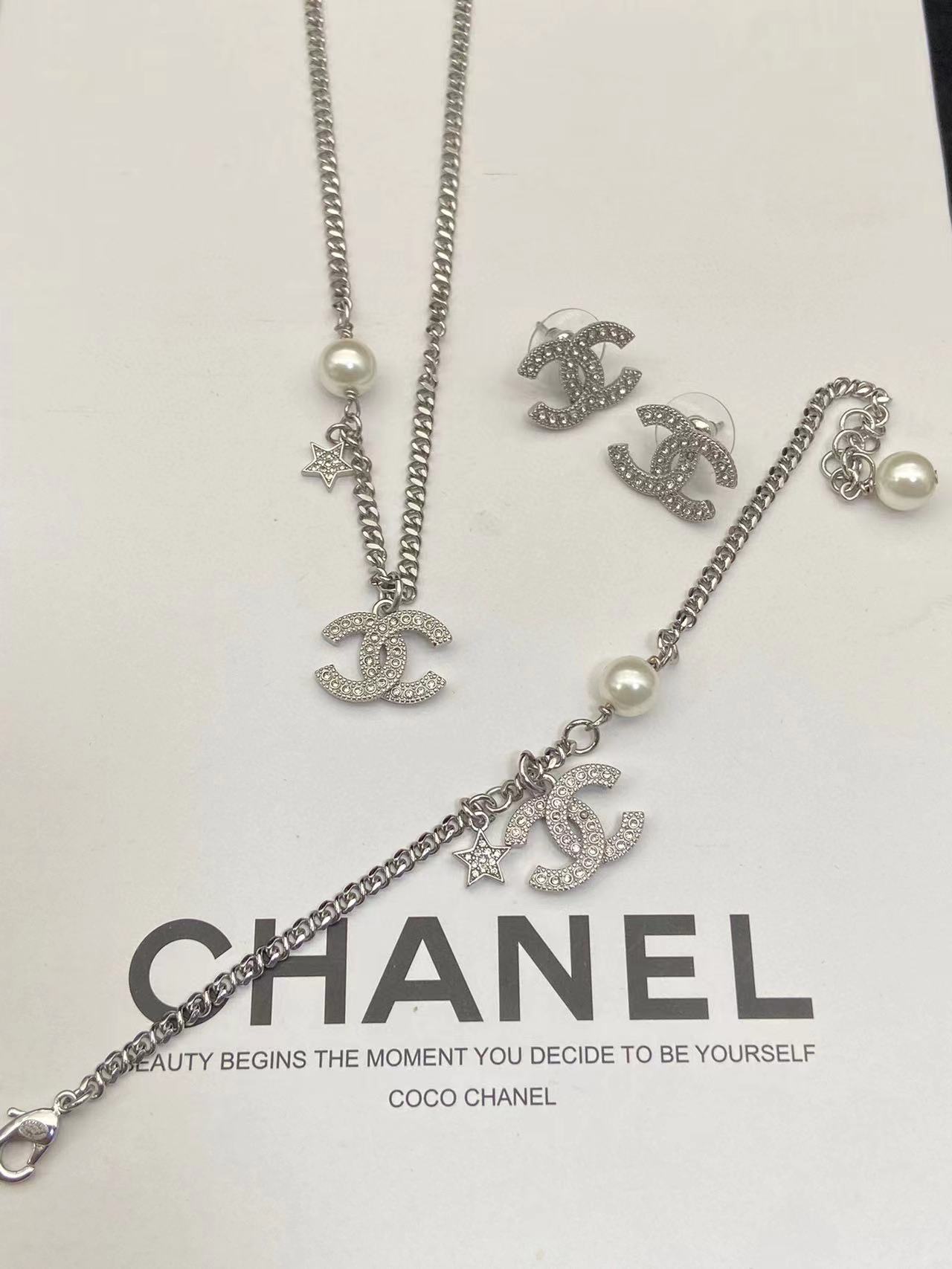 CHANE1 イヤリング+ブレスレット+ネックレス 3点セット【50％割引+送料無料】