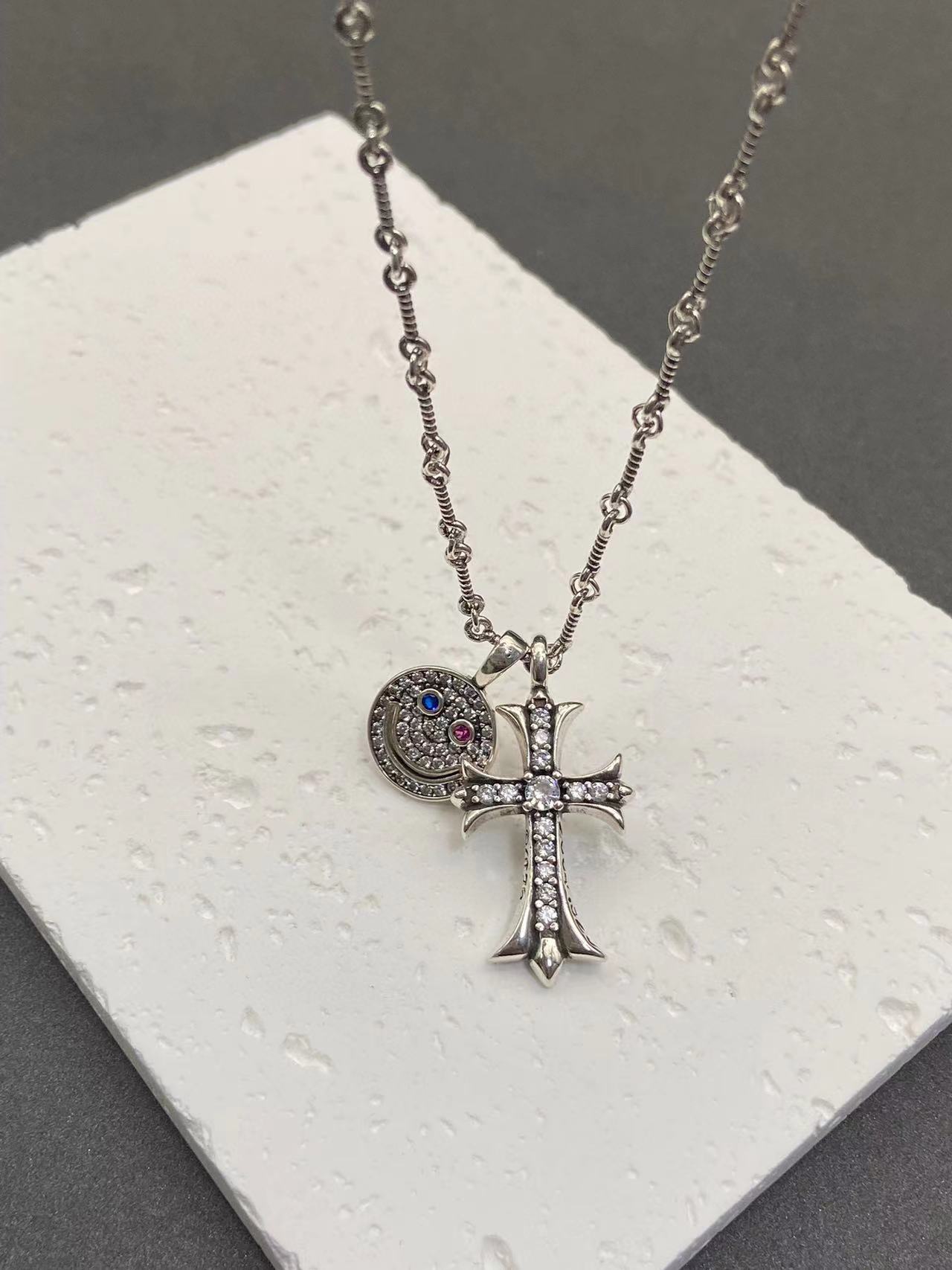 Chr0me Hearts 笑顔のネックレス【 50％割引+送料無料】