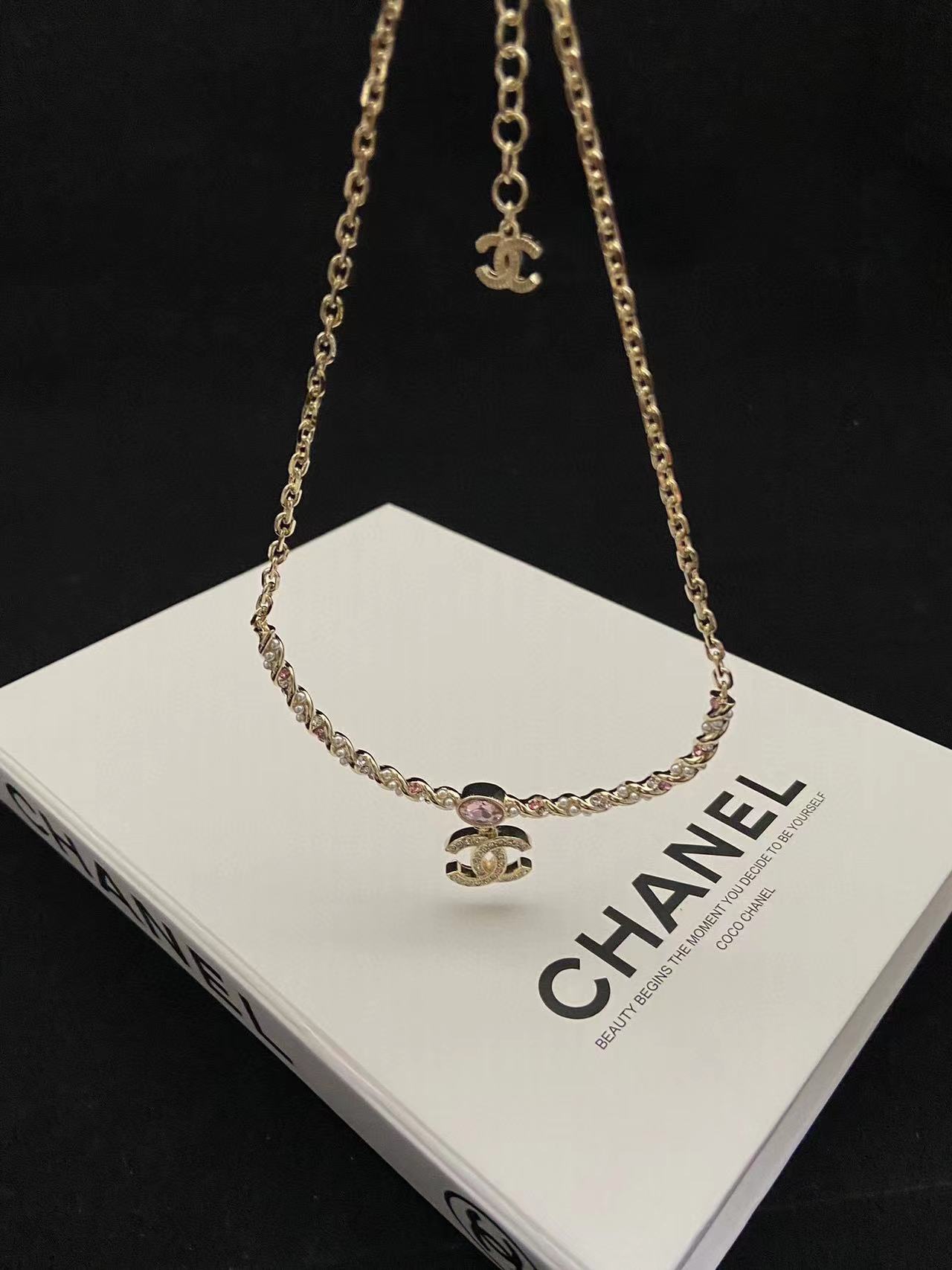 CHANE1 ピンク ダイヤモンド ツイスト ネックレス【 50％割引+送料無料】