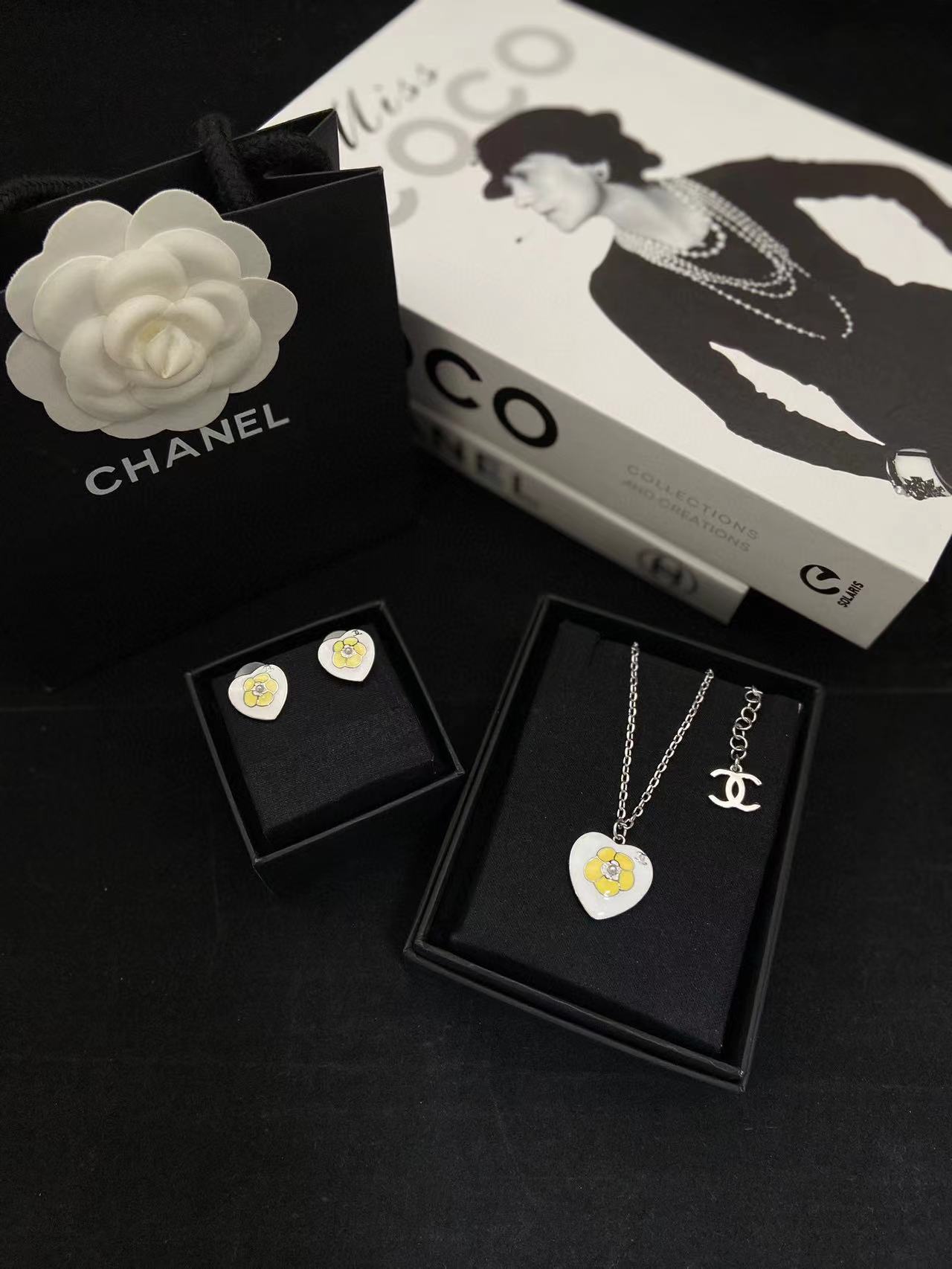 CHANE1 ハートピアス+ネックレス 2点セット【 50％割引+送料無料】