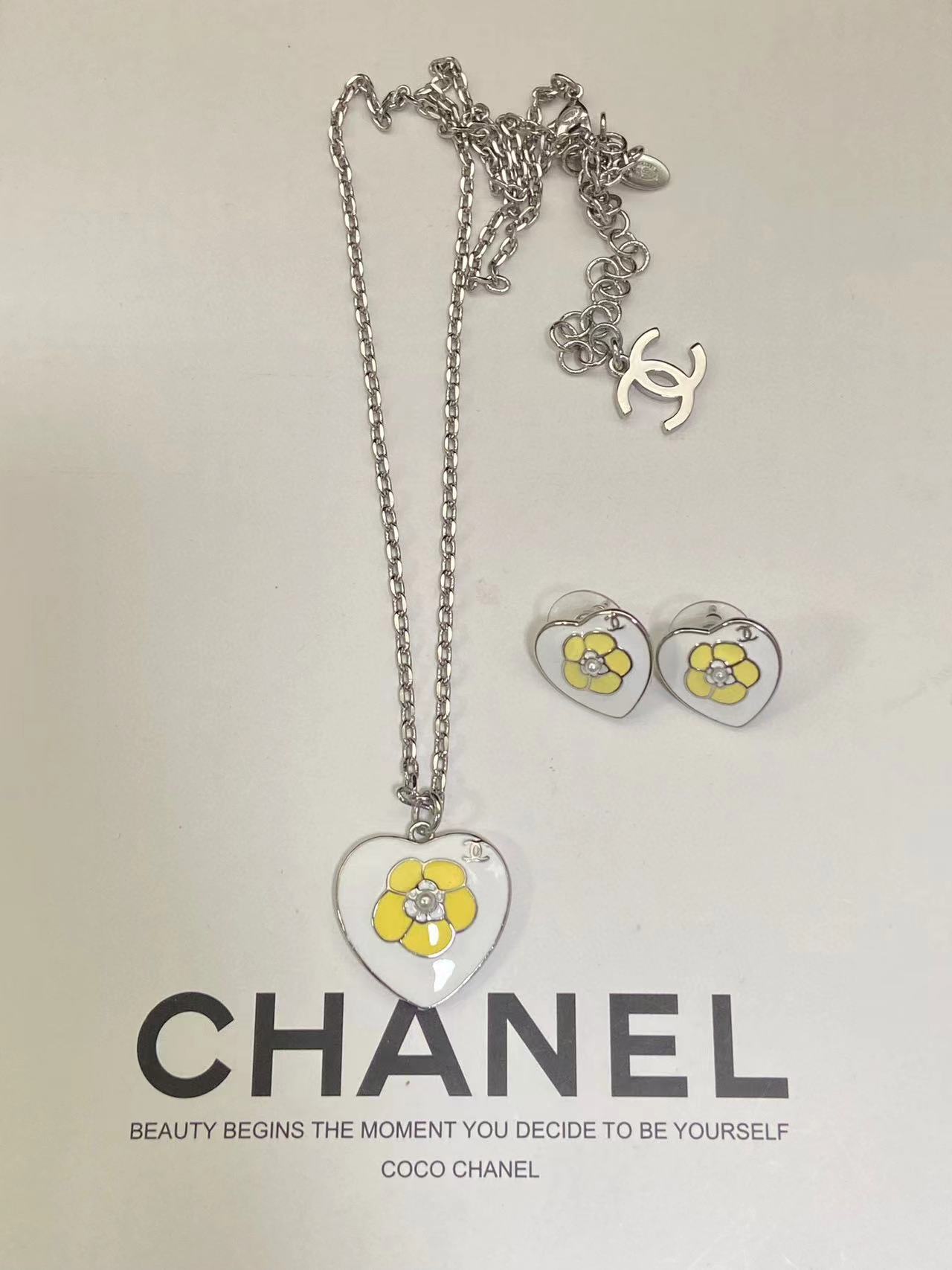 CHANE1 ハートピアス+ネックレス 2点セット【 50％割引+送料無料】