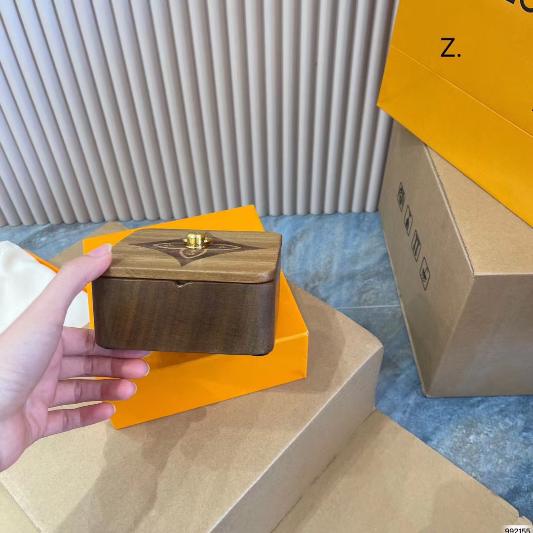 LV ブラックウォールナット灰皿【50％割引+送料無料】