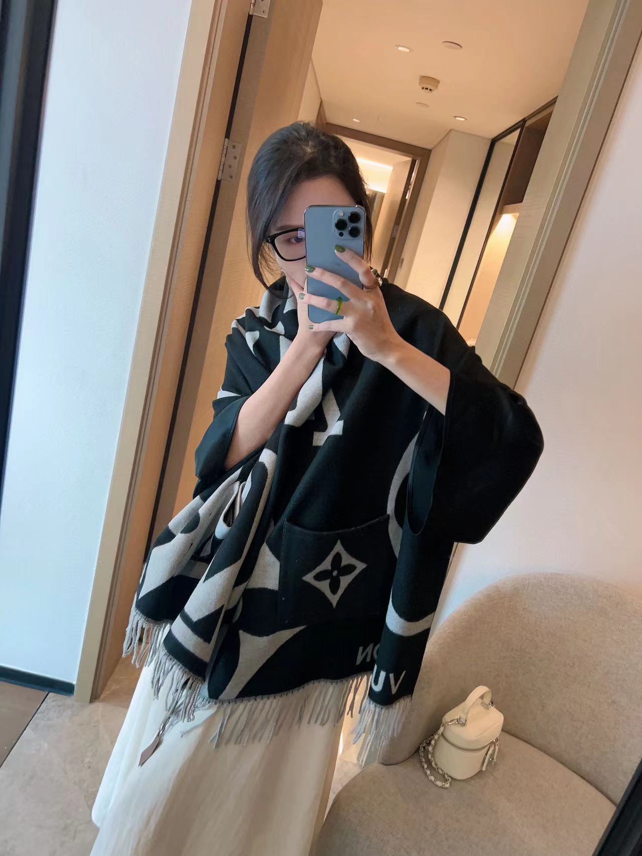 LV ウール フリンジスカーフ【50％割引+送料無料】