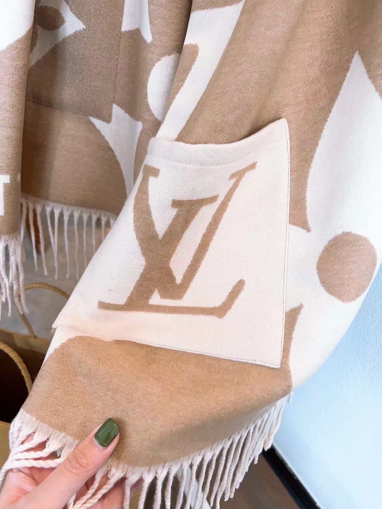 LV ウール フリンジスカーフ【50％割引+送料無料】