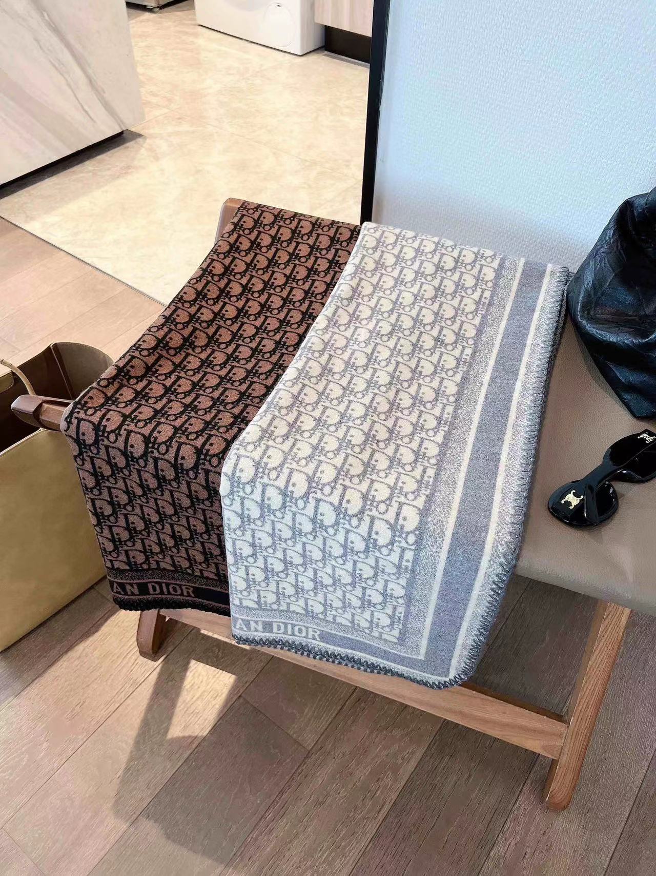 DI0R ジャカード両面ウールスカーフ【50％割引+送料無料】