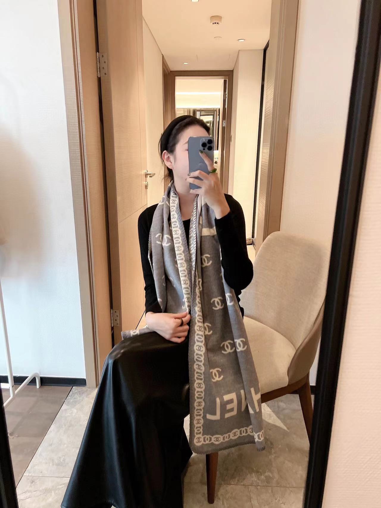 CHANE1 フルロゴ ダブルC ウールスカーフ【50％割引+送料無料】