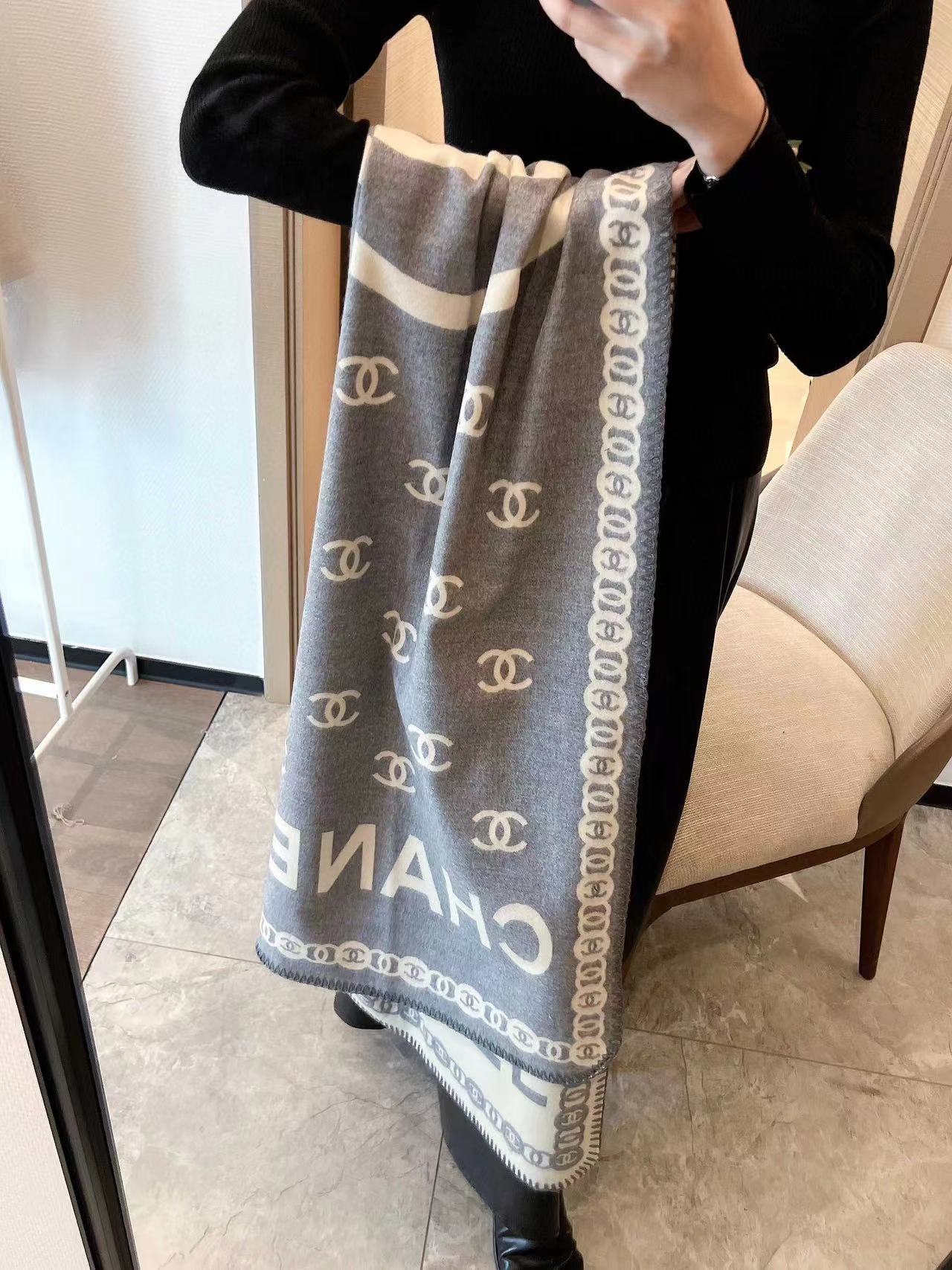 CHANE1 フルロゴ ダブルC ウールスカーフ【50％割引+送料無料】