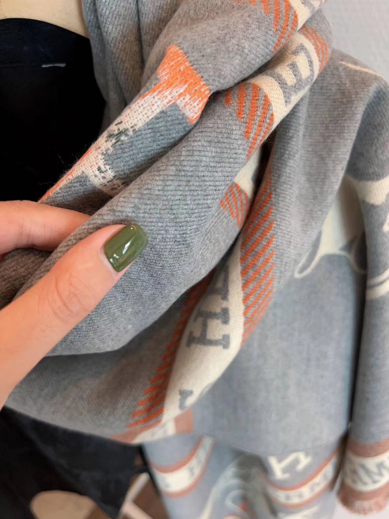 HERME5 ポニー クラシックスカーフ【50％割引+送料無料】