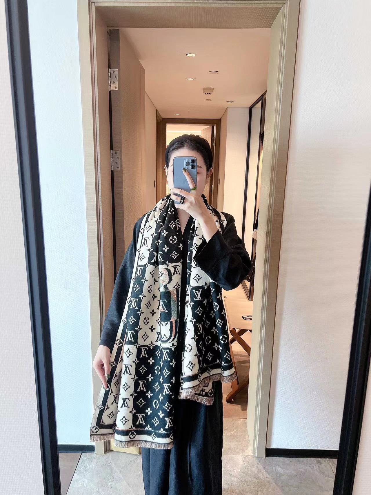 LV プリント スカーフ【50％割引+送料無料】