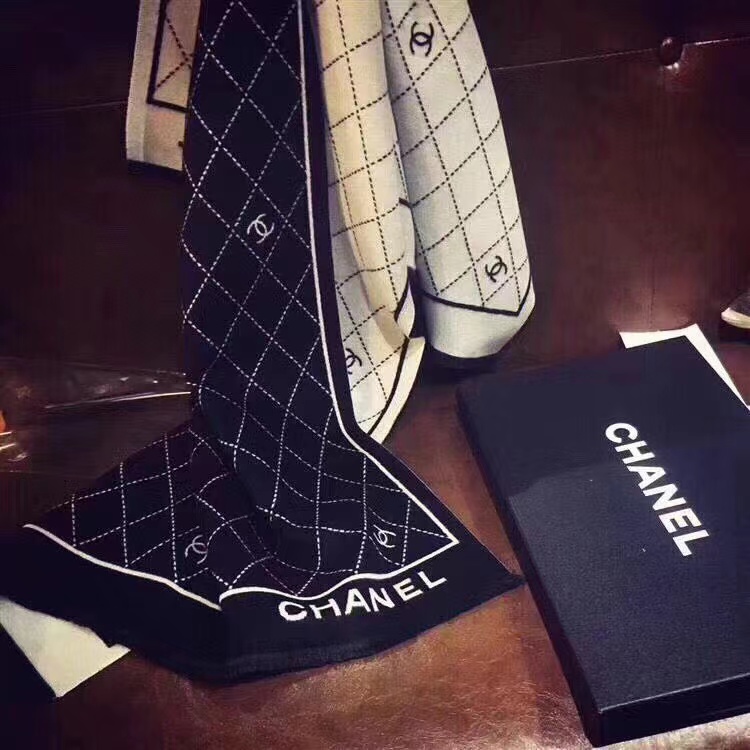 CHANE1 スモールロゴ カシミア スカーフ【50％割引+送料無料】