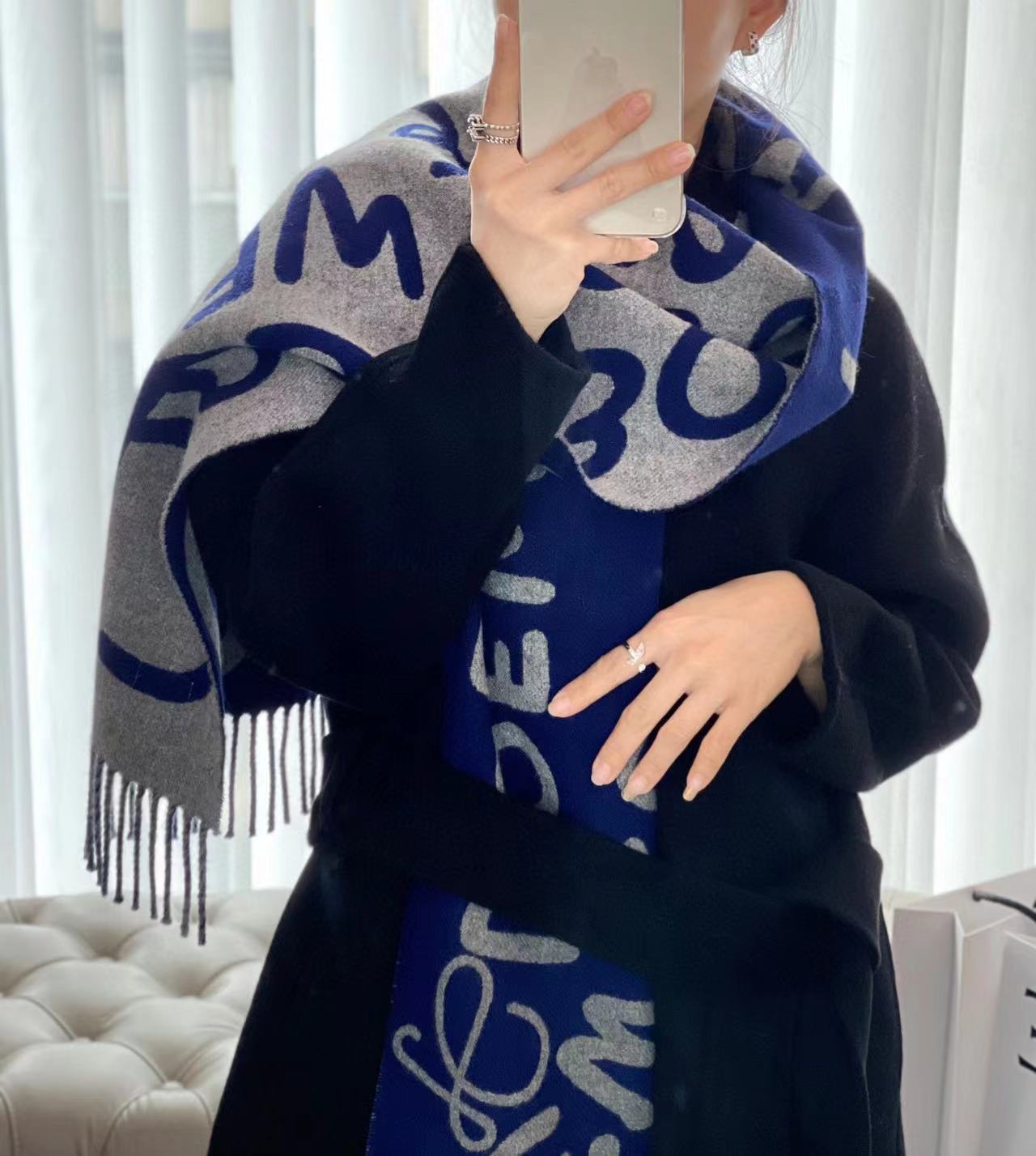 L0WEW フリンジ付きカシミヤスカーフ【50％割引+送料無料】