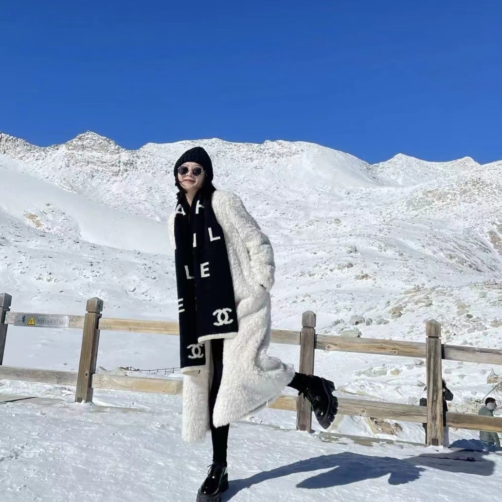 CHANE1 大きめロゴ両面カシミヤマフラー【50％割引+送料無料】