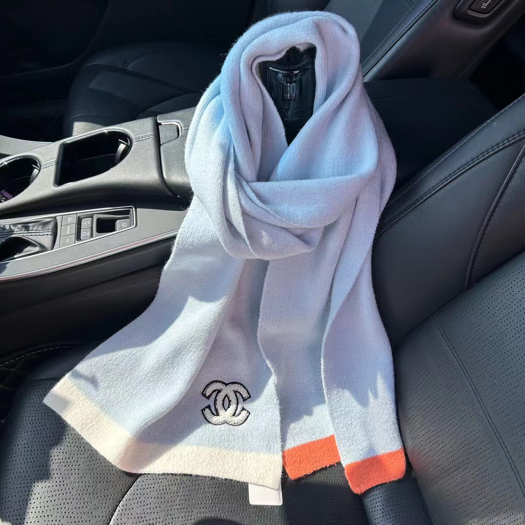 CHANE1 シンプルロゴスカーフ【50％割引+送料無料】