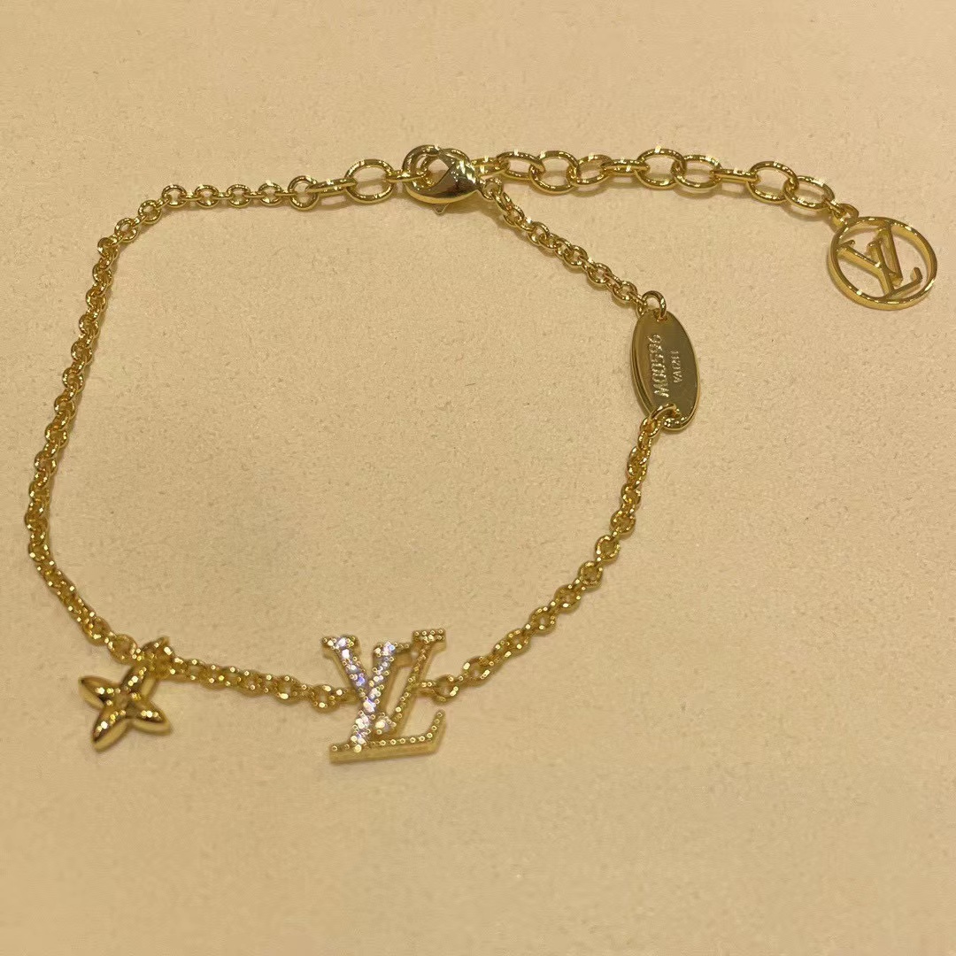 LV ダイヤモンド レター クリスタル ブレスレット【50％割引+送料無料】