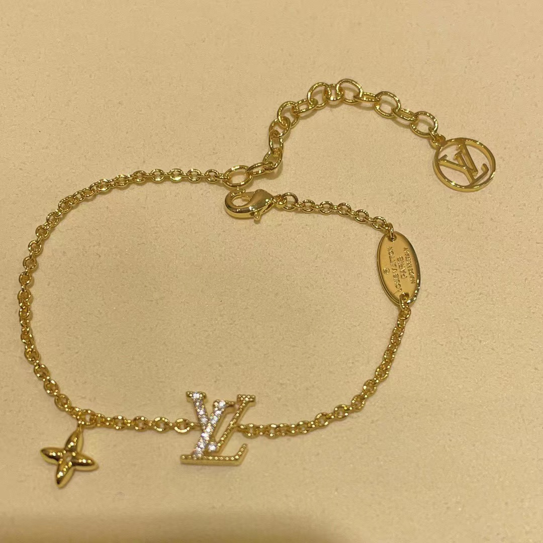 LV ダイヤモンド レター クリスタル ブレスレット【50％割引+送料無料】
