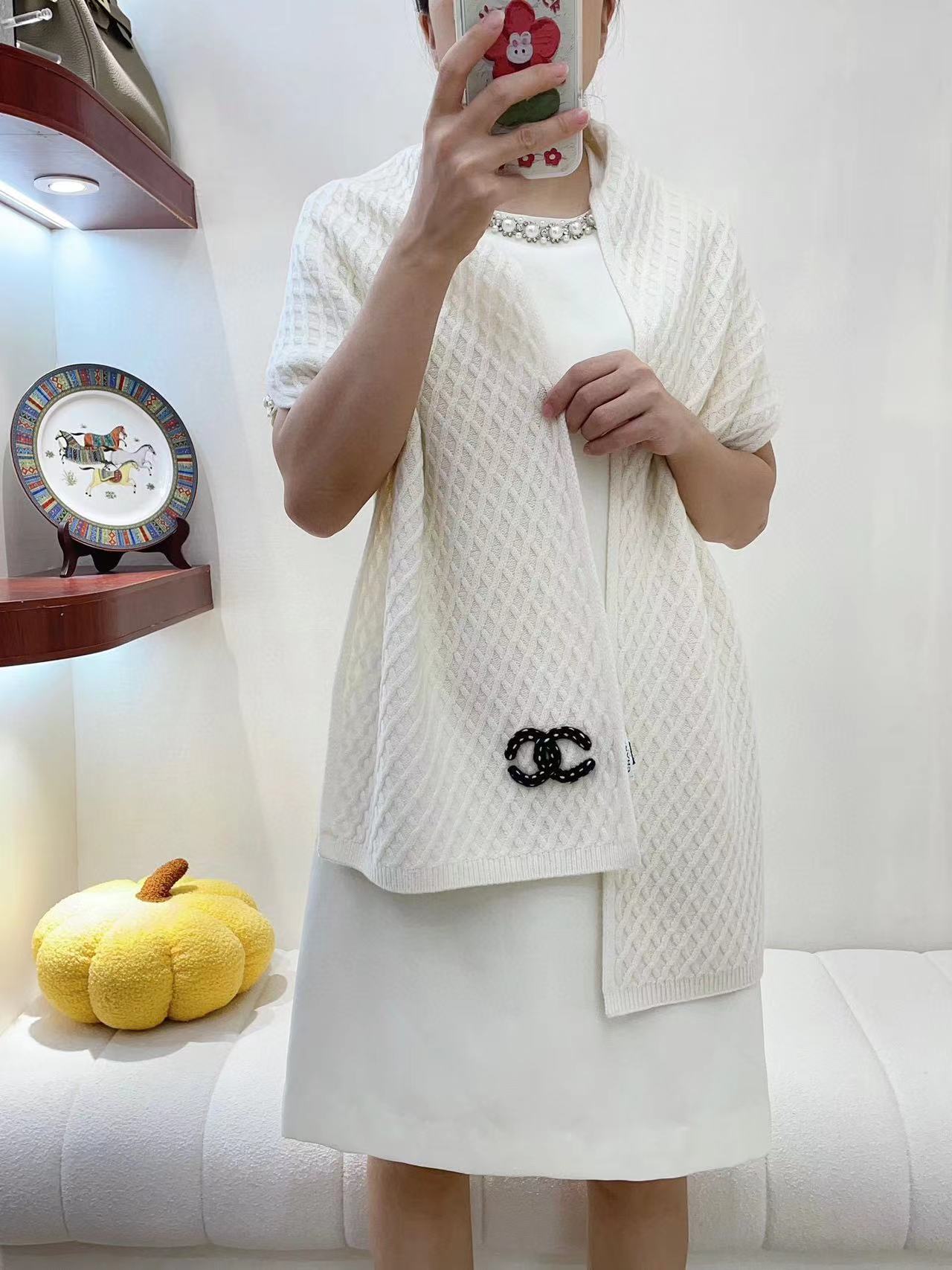 CHANE1 かぎ針編みロゴ カシミア スカーフ【50％割引+送料無料】