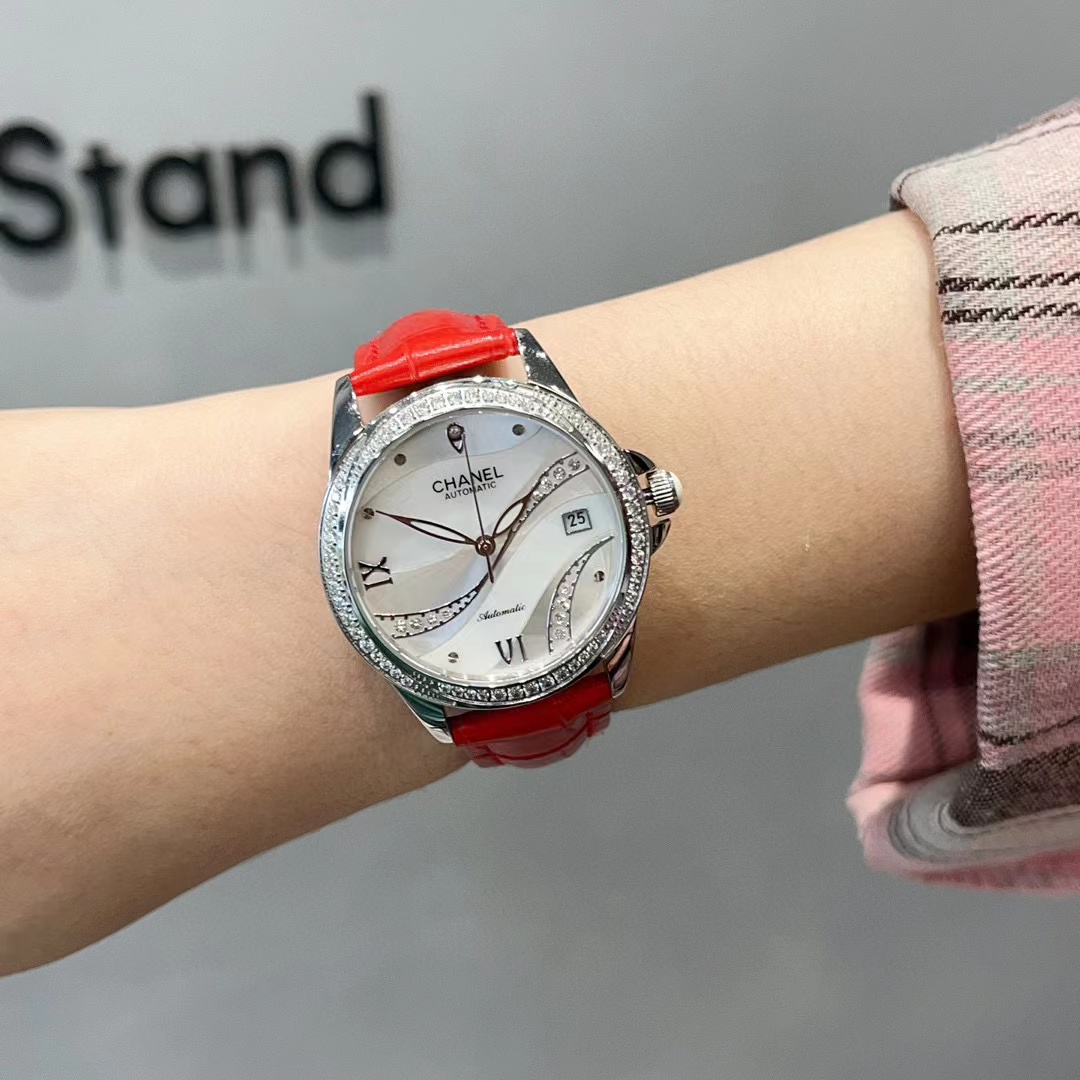 CHANE1 牛革機械式レディースウォッチ【50％割引+送料無料】