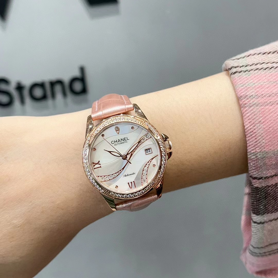 CHANE1 牛革機械式レディースウォッチ【50％割引+送料無料】