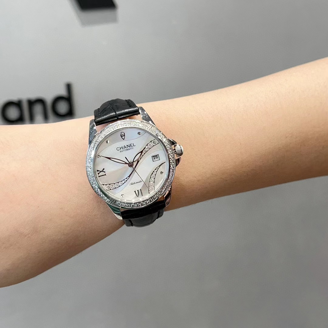 CHANE1 牛革機械式レディースウォッチ【50％割引+送料無料】