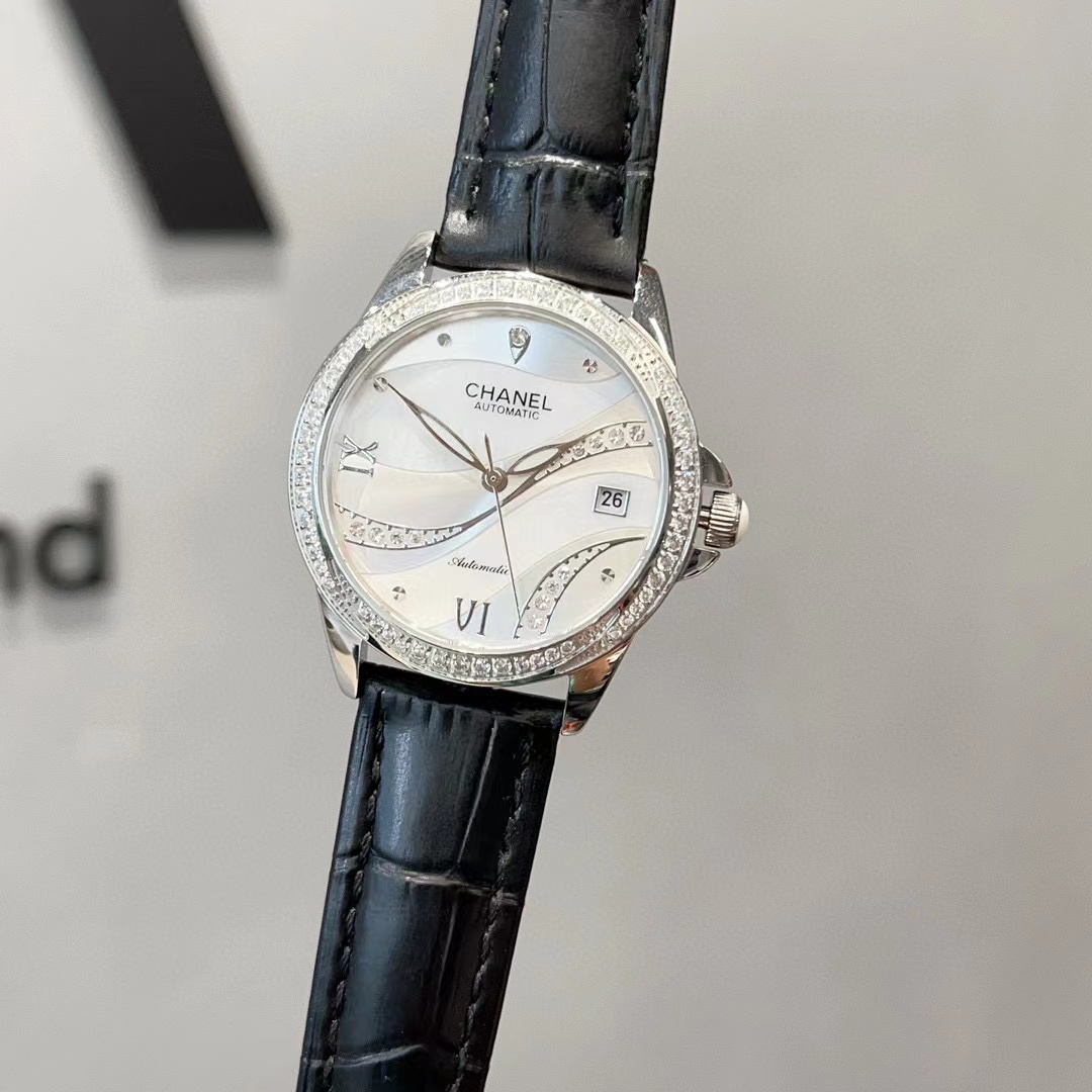 CHANE1 牛革機械式レディースウォッチ【50％割引+送料無料】