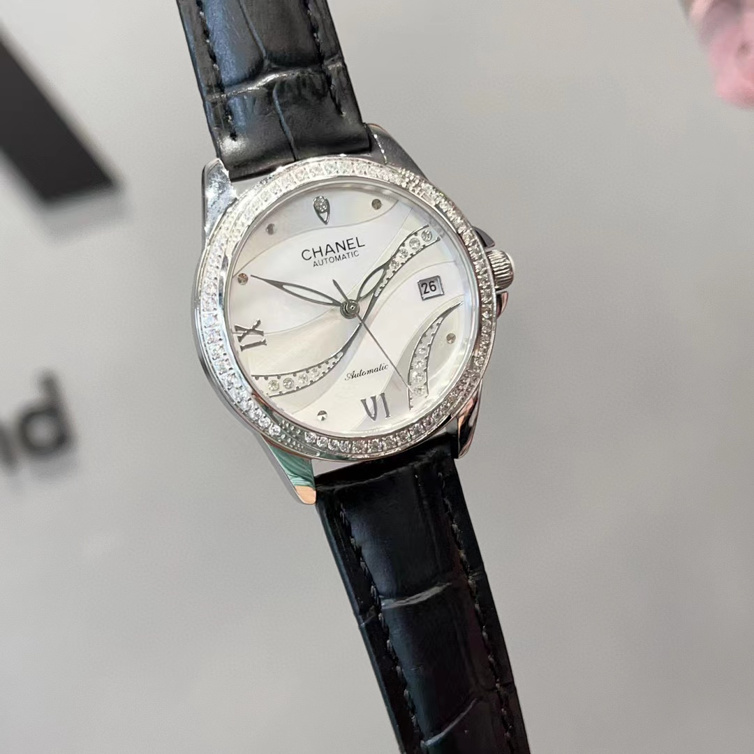 CHANE1 牛革機械式レディースウォッチ【50％割引+送料無料】