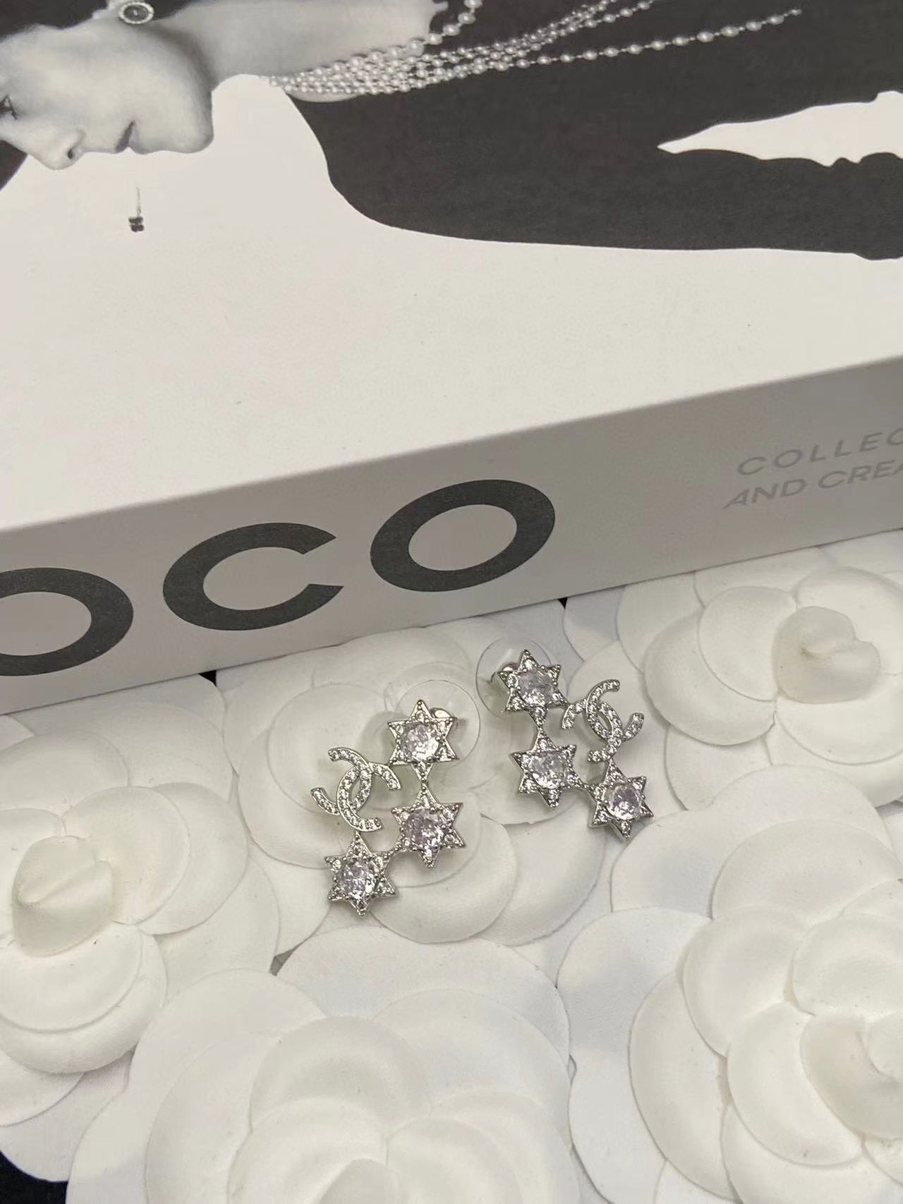 CHANE1 ダイヤモンド五芒星ピアス【50％割引+送料無料】