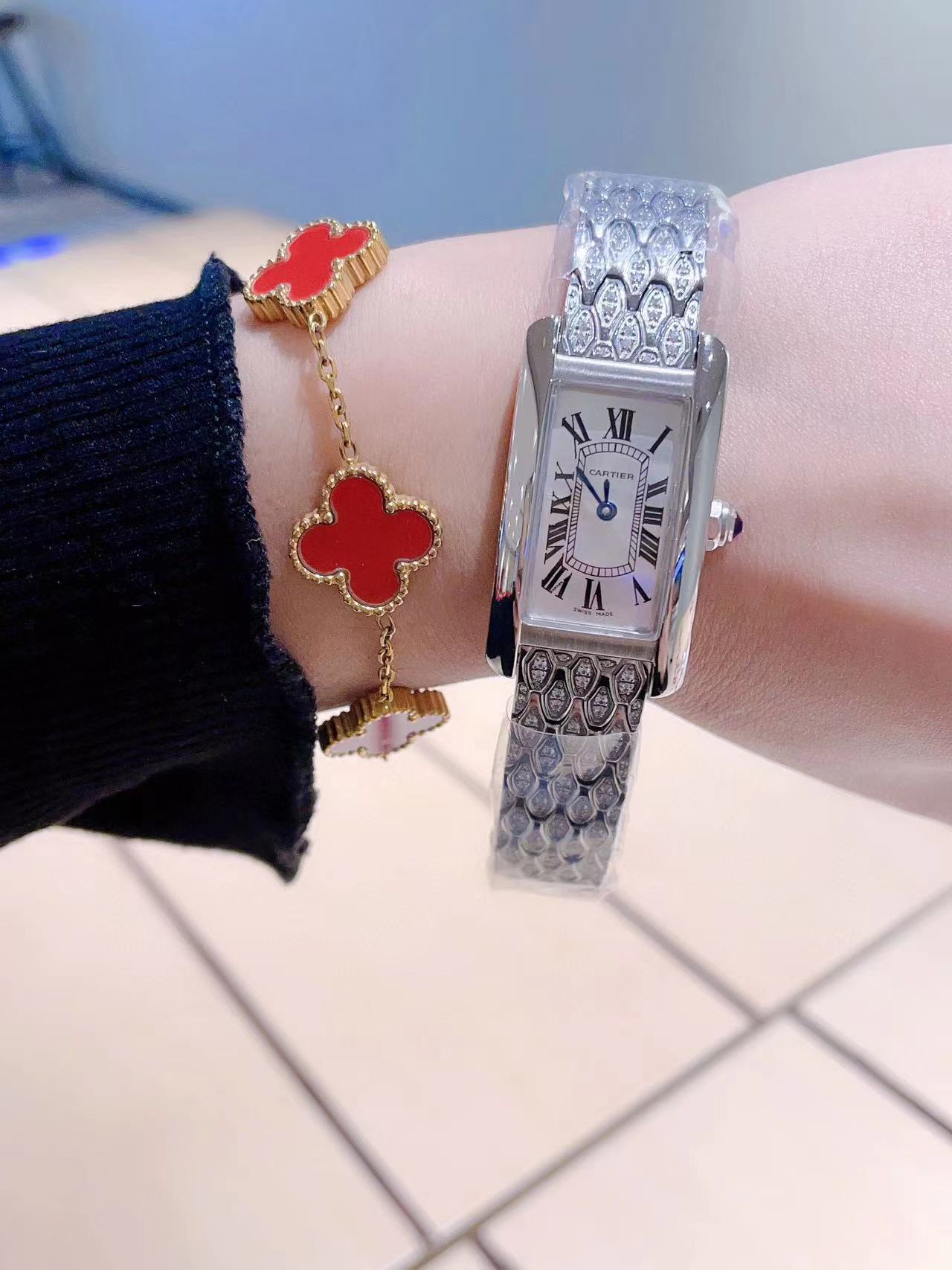 CART1ER Tank Americaine  レディース腕時計【50％割引+送料無料】