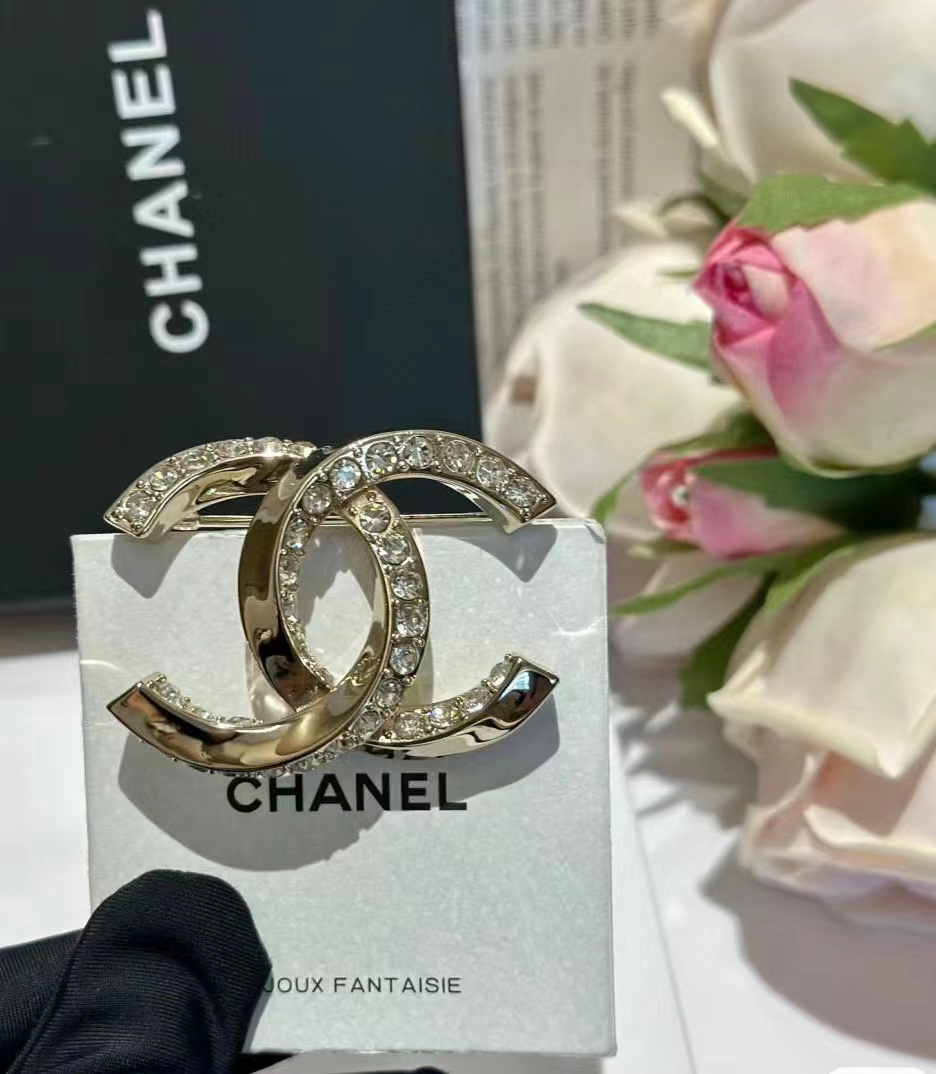 CHANE1 ダブルC ダイヤモンドブローチ【50％割引+送料無料】