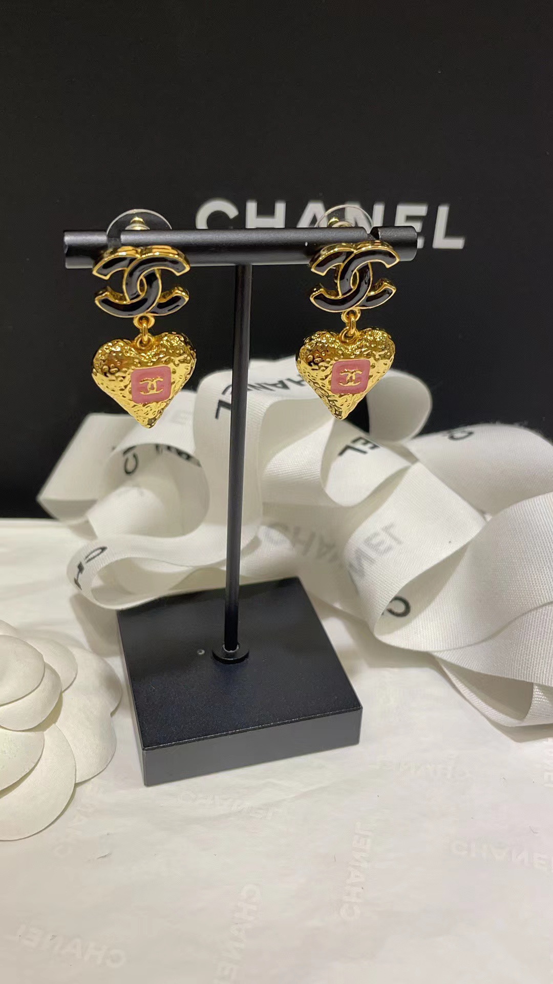 CHANE1 23K ピーチ ハート ダブル C エナメル イヤリング【50％割引+送料無料】