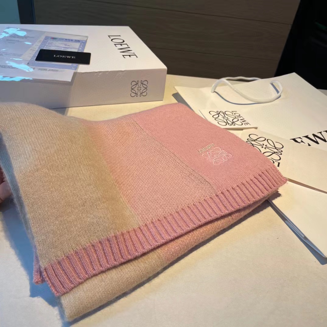 L0WEW 刺繍入りカシミアスカーフ【50％割引+送料無料】