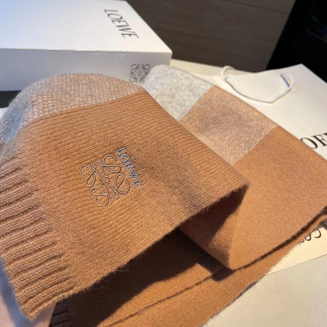 L0WEW 刺繍入りカシミアスカーフ【50％割引+送料無料】