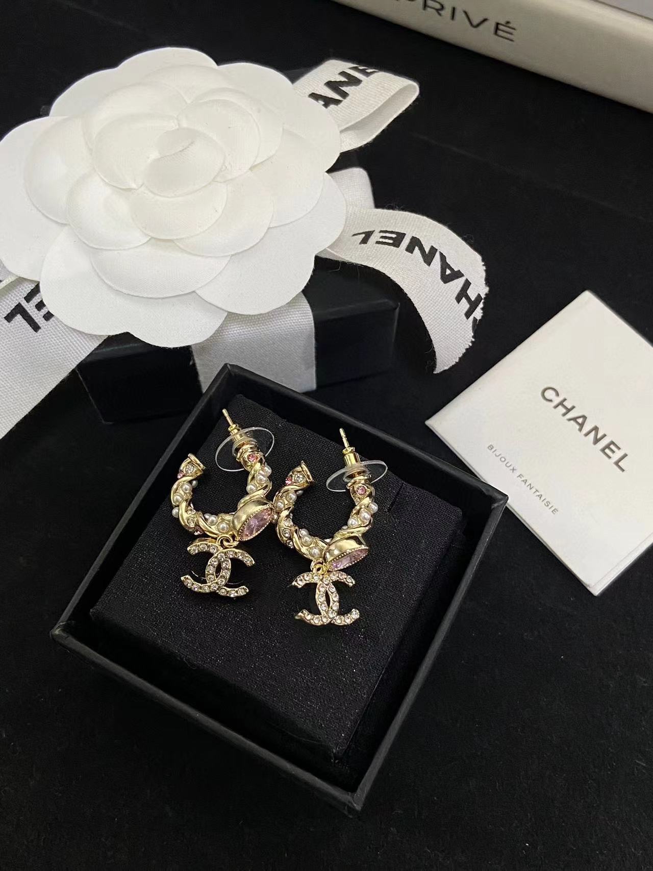 CHANE1 ダイヤモンド ダブルC ピアス【50％割引+送料無料】