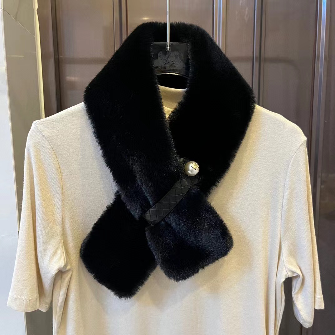 CHANE1 パールロゴファースカーフ【50％割引+送料無料】