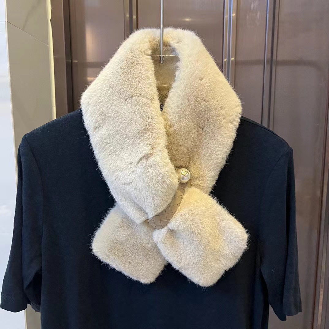 CHANE1 パールロゴファースカーフ【50％割引+送料無料】